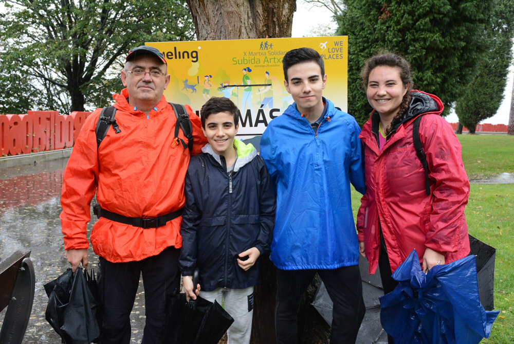 Foto 165 de la avituallamiento y mirador - Galería de la Subida a Artxanda 2019